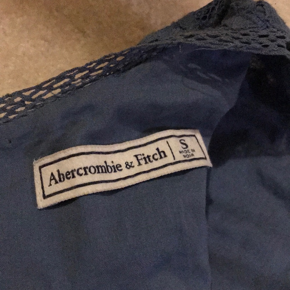 A&F Cute button down dress